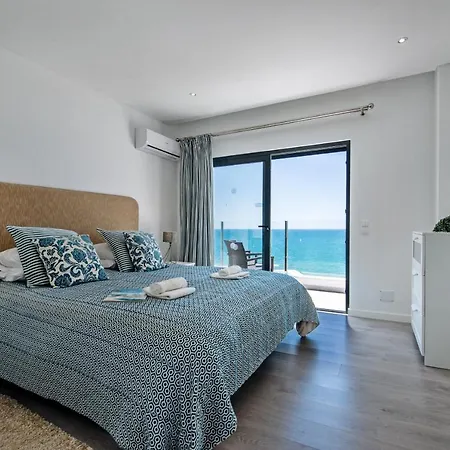 Villa Mar - *